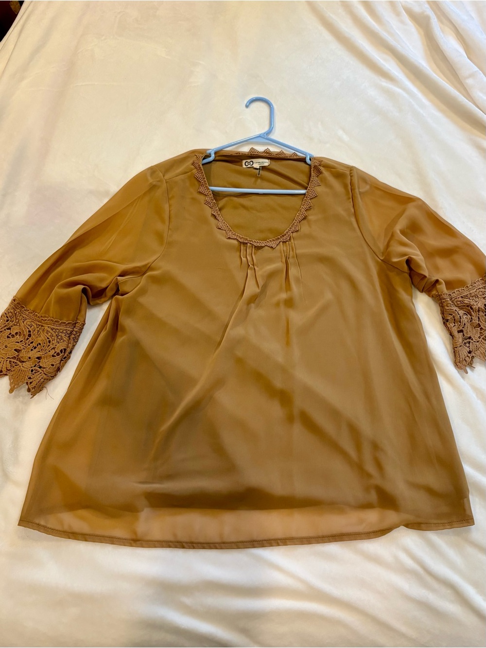 EUC 1XL Women’s Crochet Trim Blouse - Caramel Brown